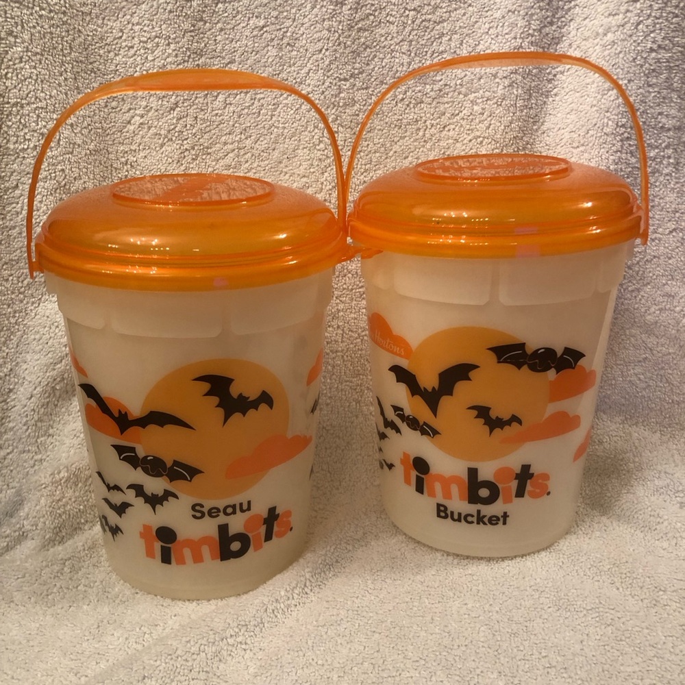 2 Tim Hortons Timbit Buckets Halloween Glow in the Dark Bats 2023 Never Used